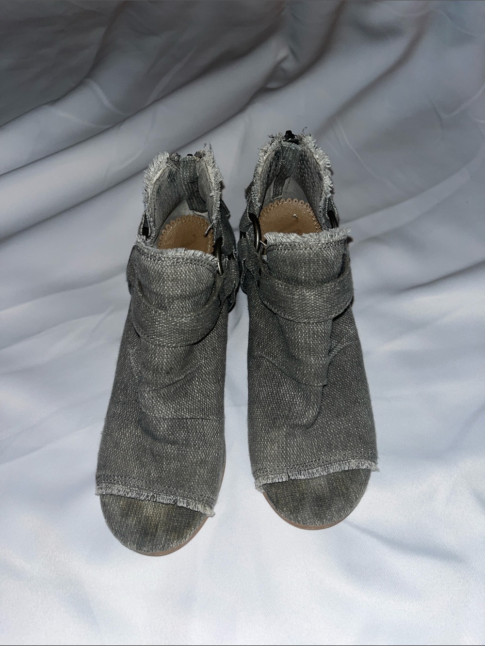 Very G Gray Frayed Open-Toe Ankle Booties with Buckle Strap